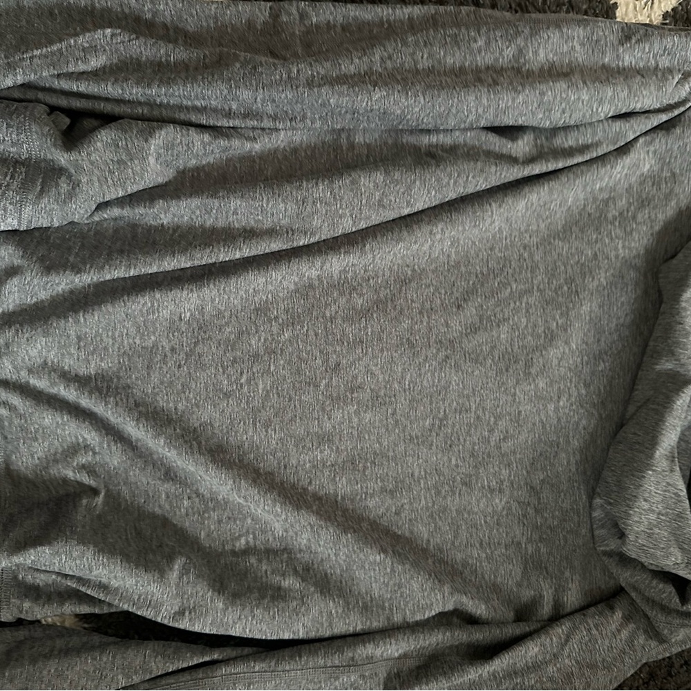 Men's Gray hoodie lightweight  Fabletics